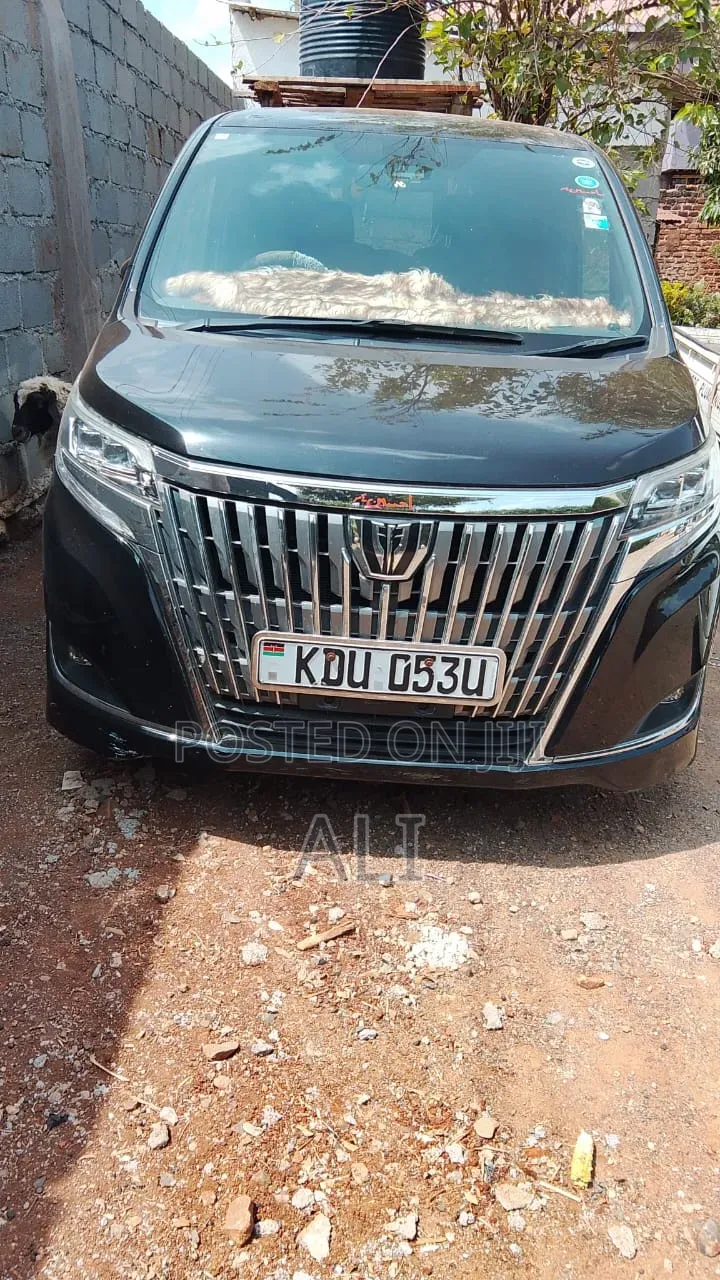 Toyota Esquire 2018 Black