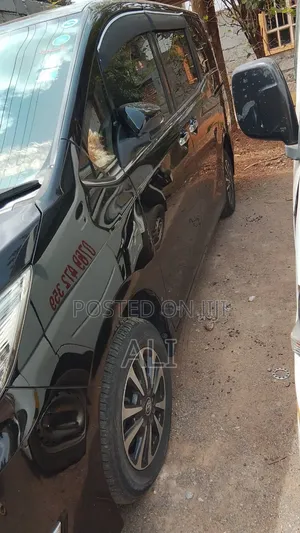 Toyota Esquire 2018 Black