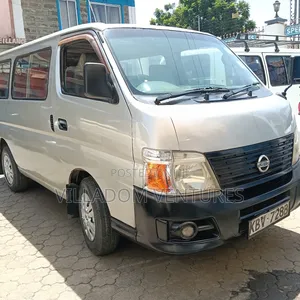 Nissan Caravan (Urvan) 2012 Silver