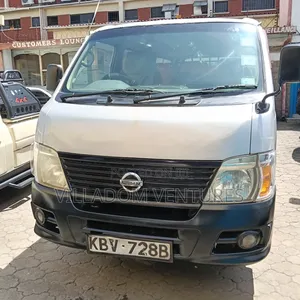 Nissan Caravan (Urvan) 2012 Silver