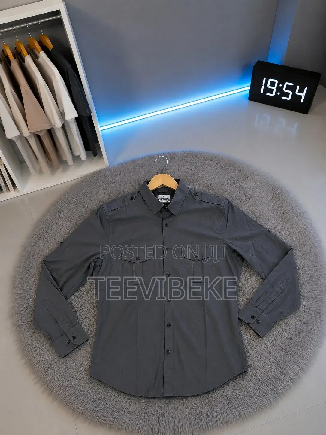 Longsleeved Shirt
