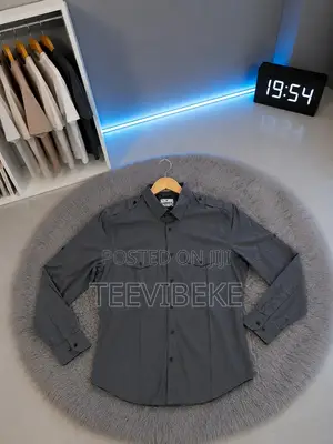 Longsleeved Shirt