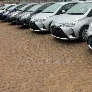 Toyota Vitz 2019 Silver