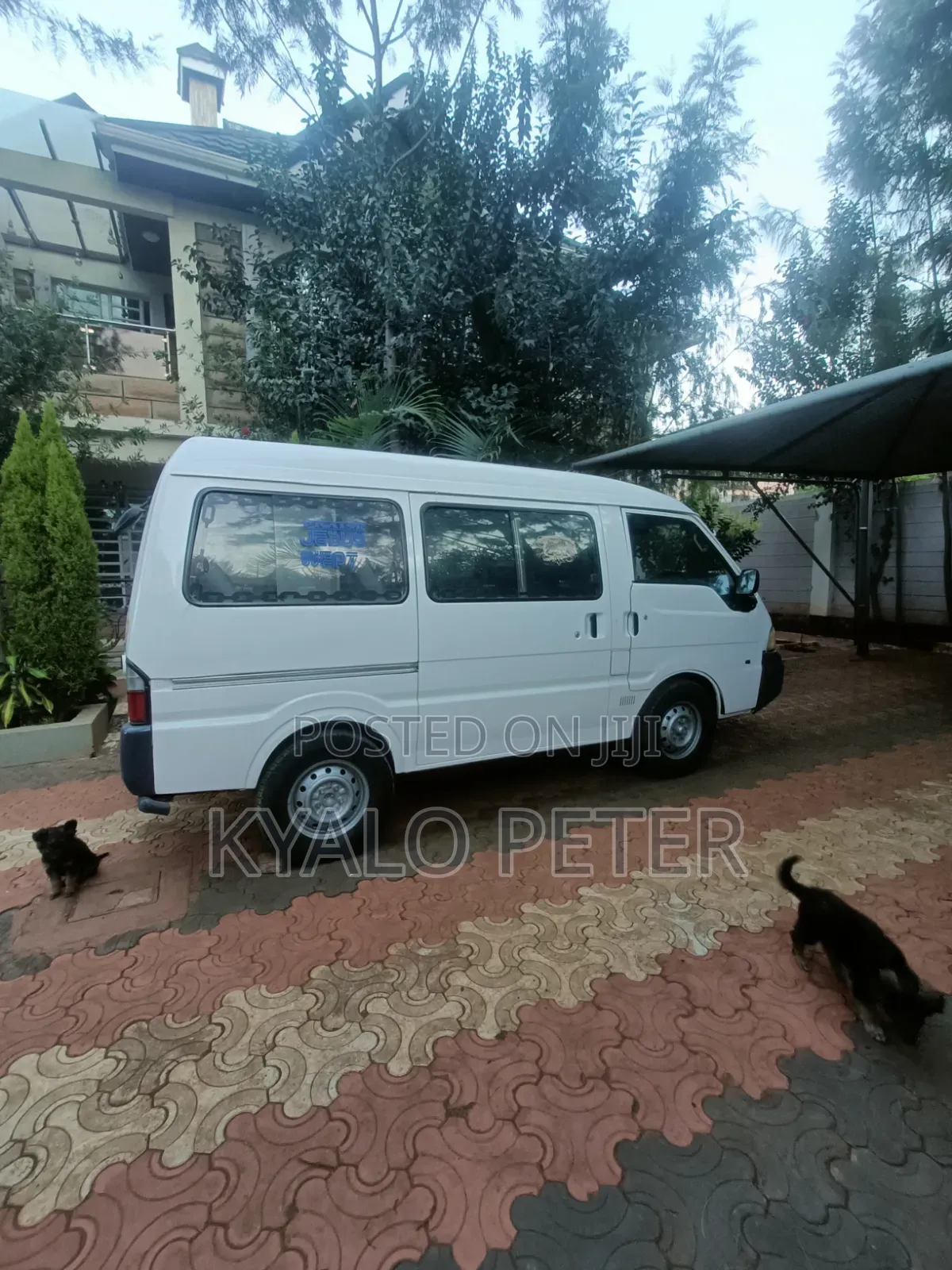 Mazda Bongo 2017 White