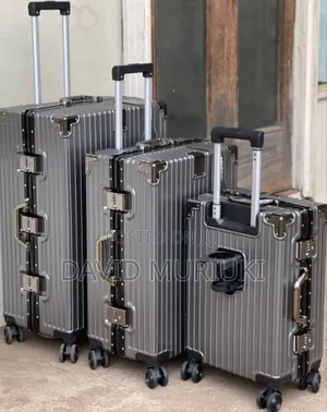 3 in 1 Laxurious Managerial Bossy Aliminium Flame Unicross Zippless.