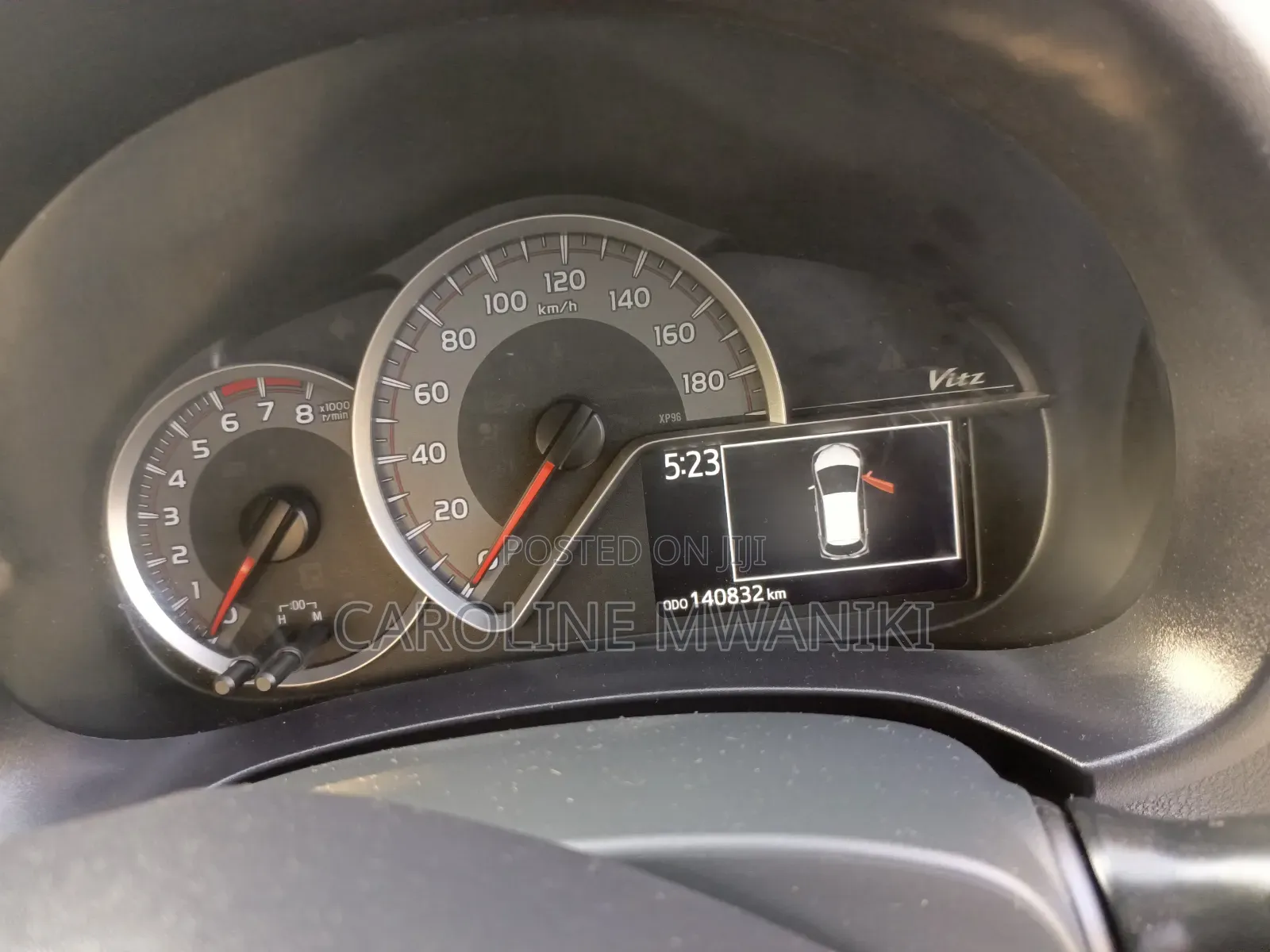 Toyota Vitz 2017 Silver