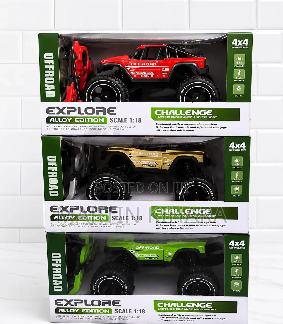 Off-Road Remote Controlled Truck With Smoke Effects