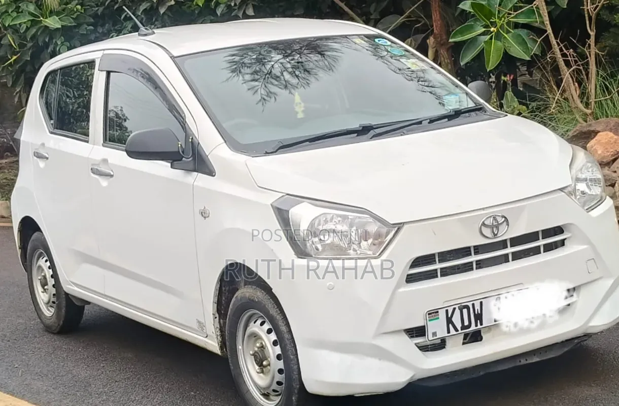 Toyota Pixis Epoch 2019 Off white