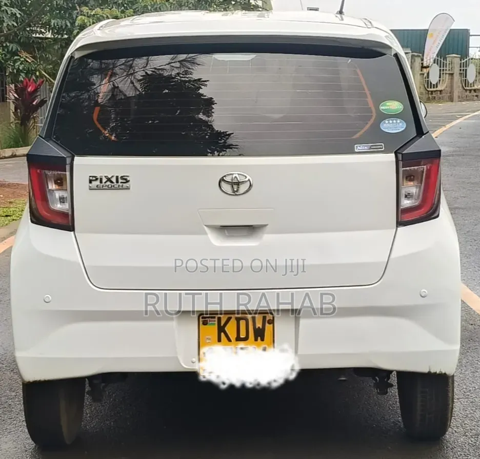 Toyota Pixis Epoch 2019 Off white