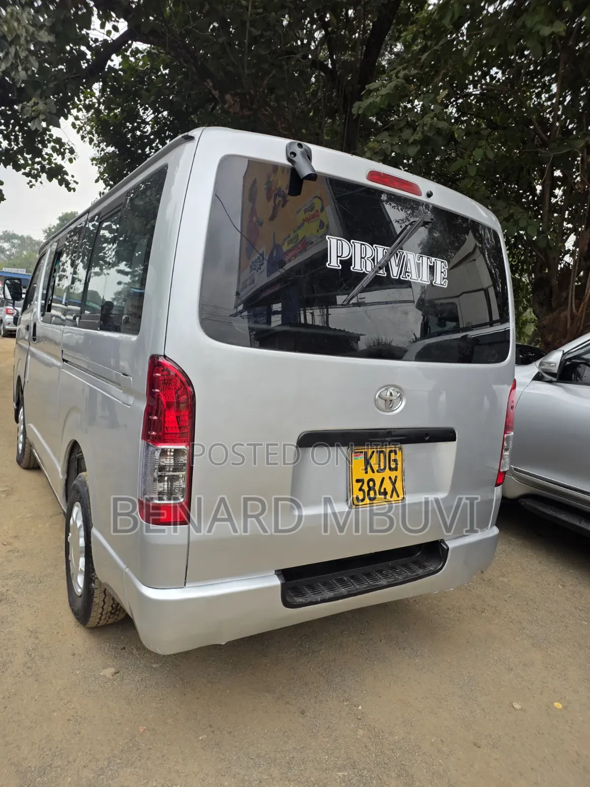 Toyota HiAce 2014 Grey