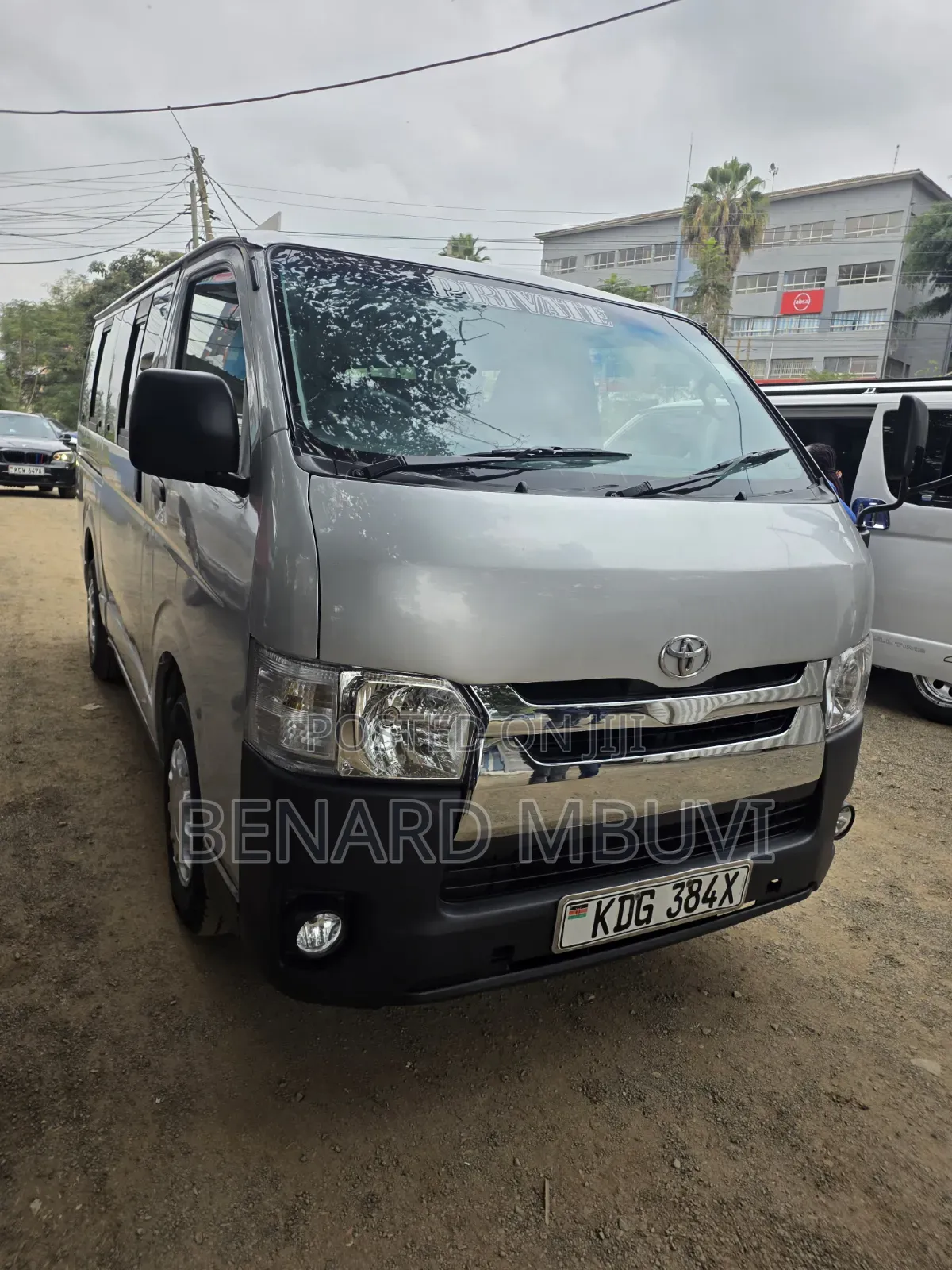 Toyota HiAce 2014 Grey