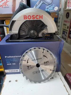Bosch Circular Saw 7'/ Electric Bosch Circular Saw