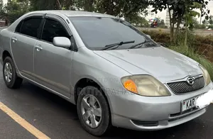 Toyota Corolla 2000 Silver