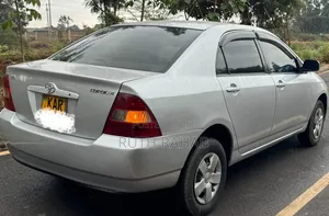 Toyota Corolla 2000 Silver