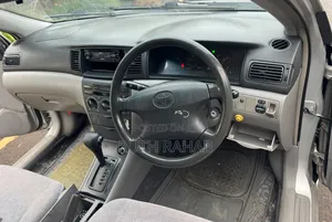 Toyota Corolla 2000 Silver