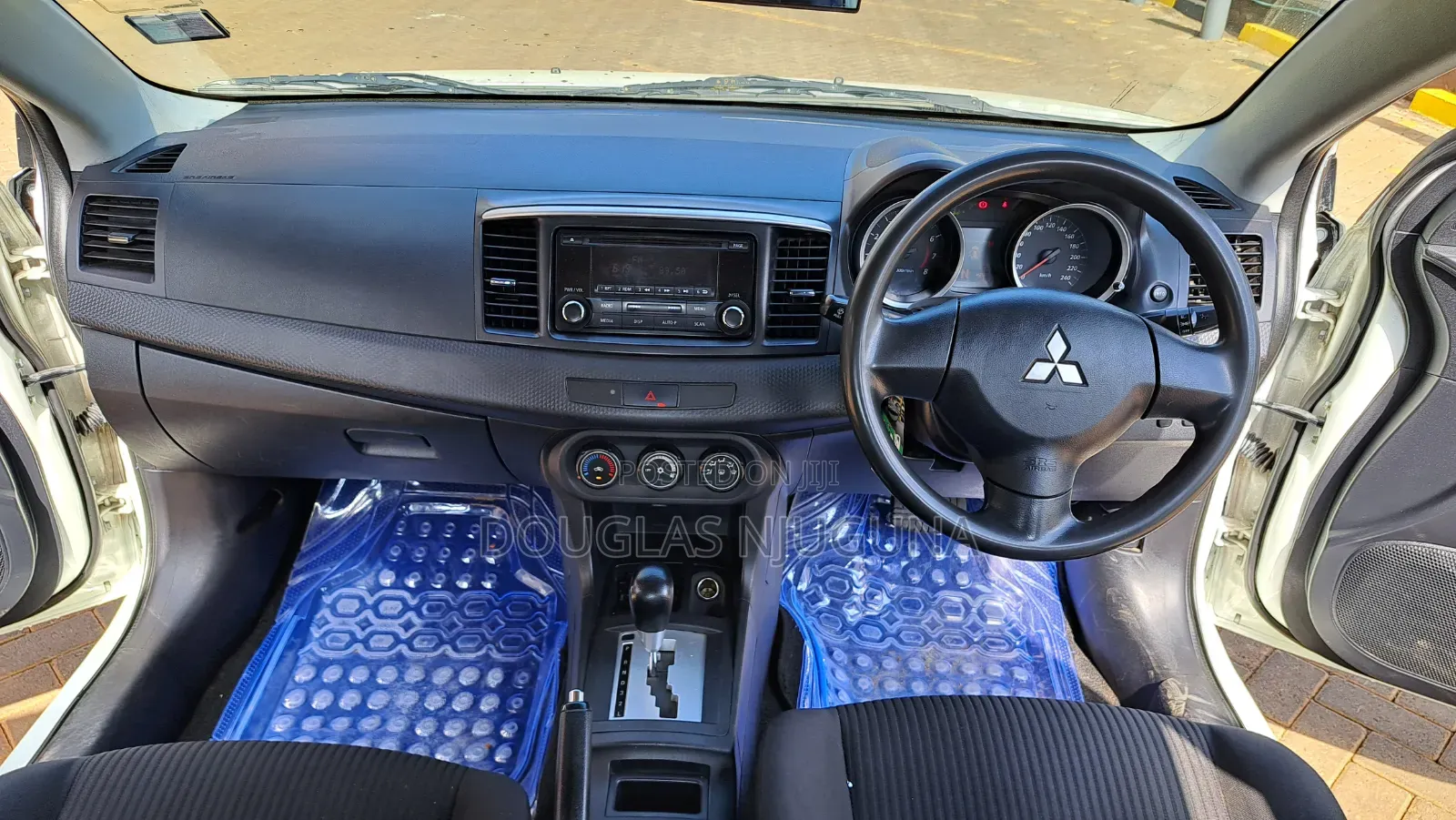 Mitsubishi Lancer 2015 White
