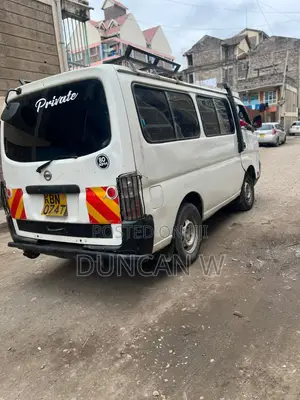 Nissan Caravan (Urvan) 2004 White