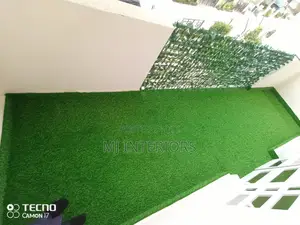 Artificial Grass Carpet for Stylish Garden Finishes