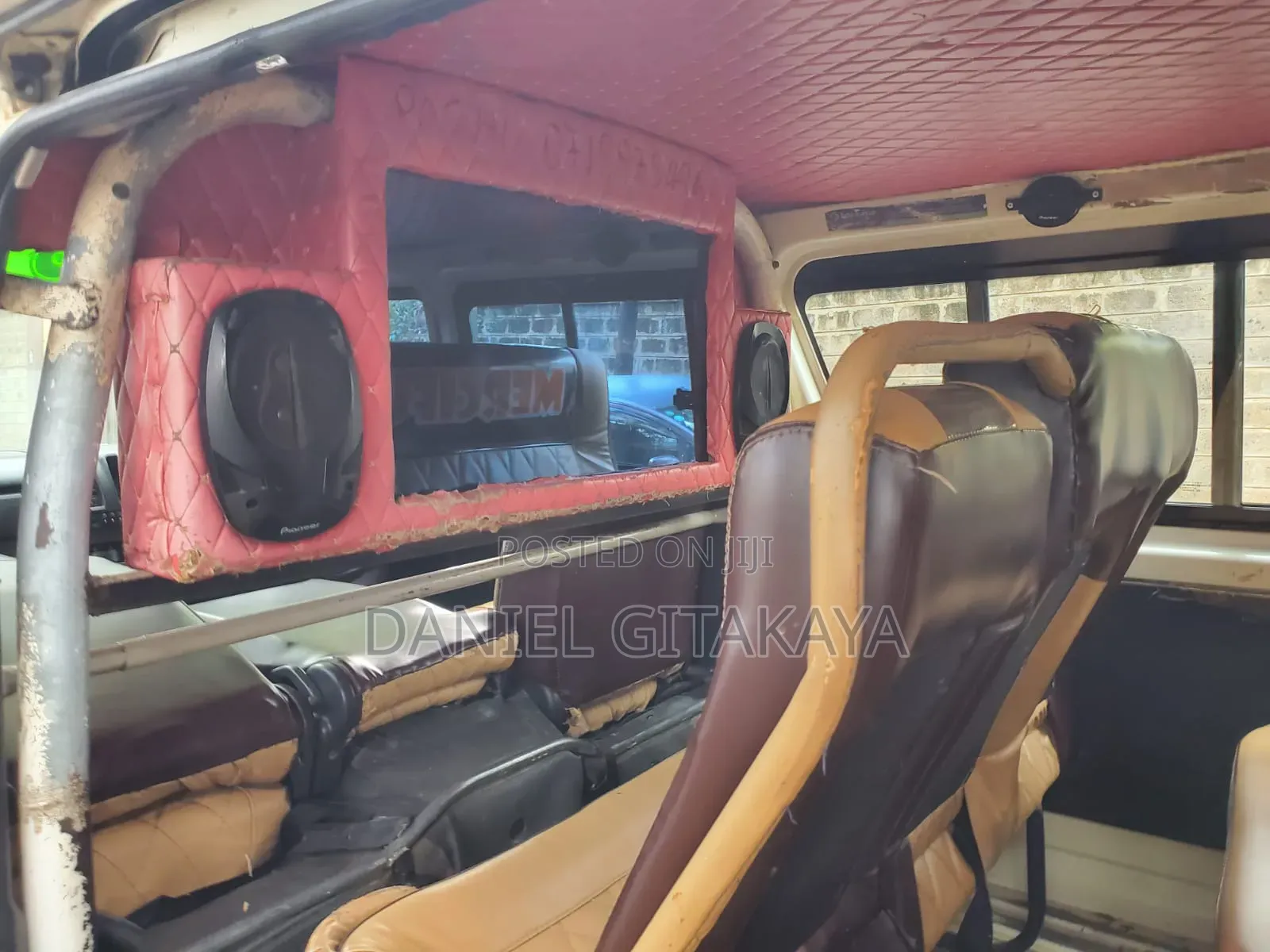 Toyota HiAce 2016 White