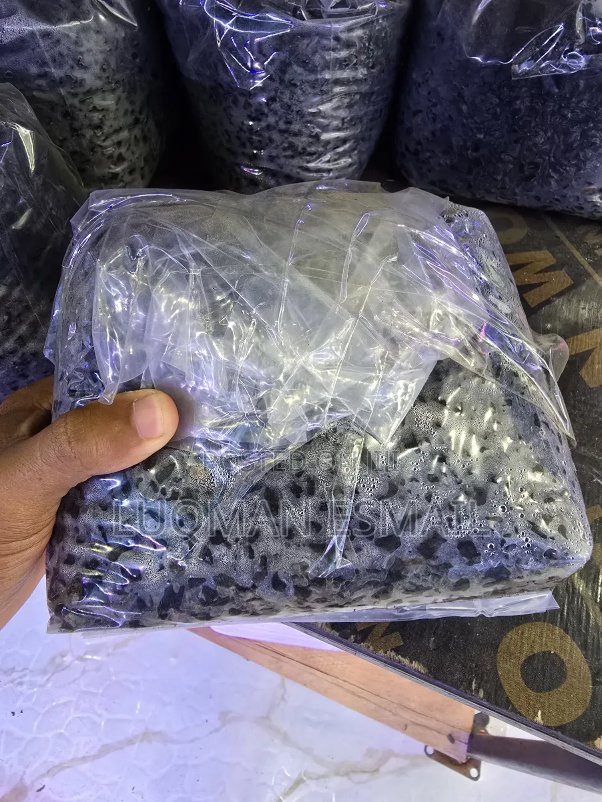 Aquarium Black Pebbles