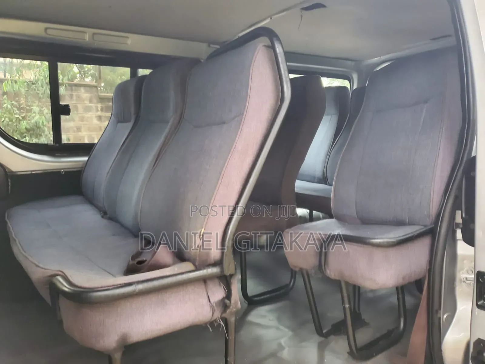 Toyota HiAce 2014 Silver