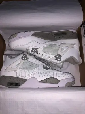 J4 Sneakers Second Hand