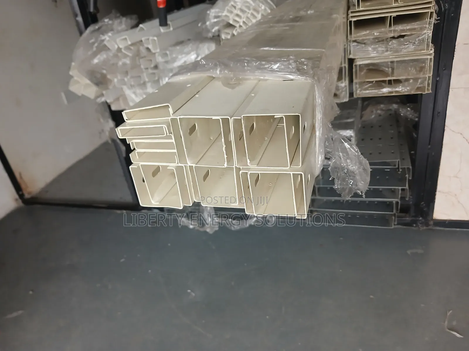 Trunking P/Coated 50*50 *1c