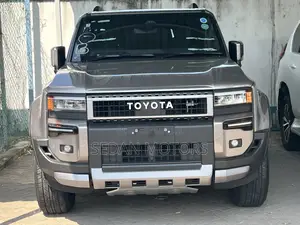 Toyota Land Cruiser Prado 2023 Gold