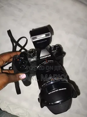 Olympus Om-D E-M1 Mark Ii
