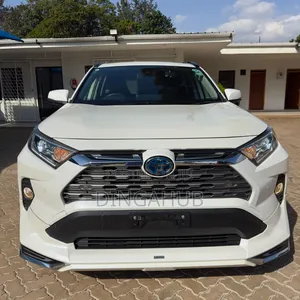 Toyota RAV4 2019 White