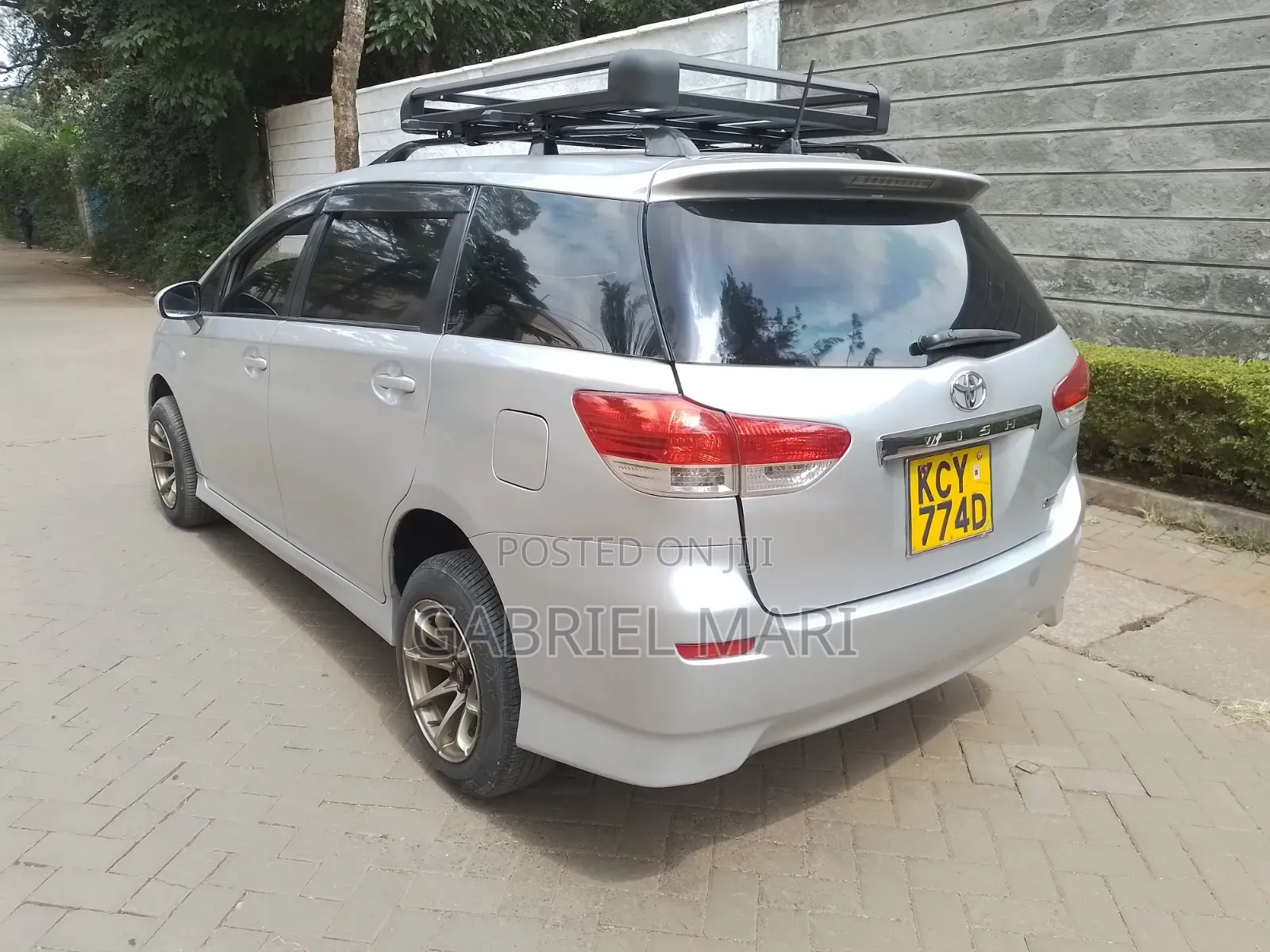 Toyota Wish 2011 Silver