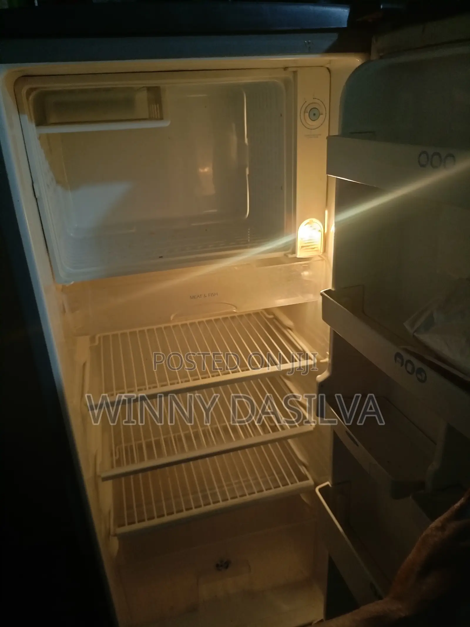 Refrigerator