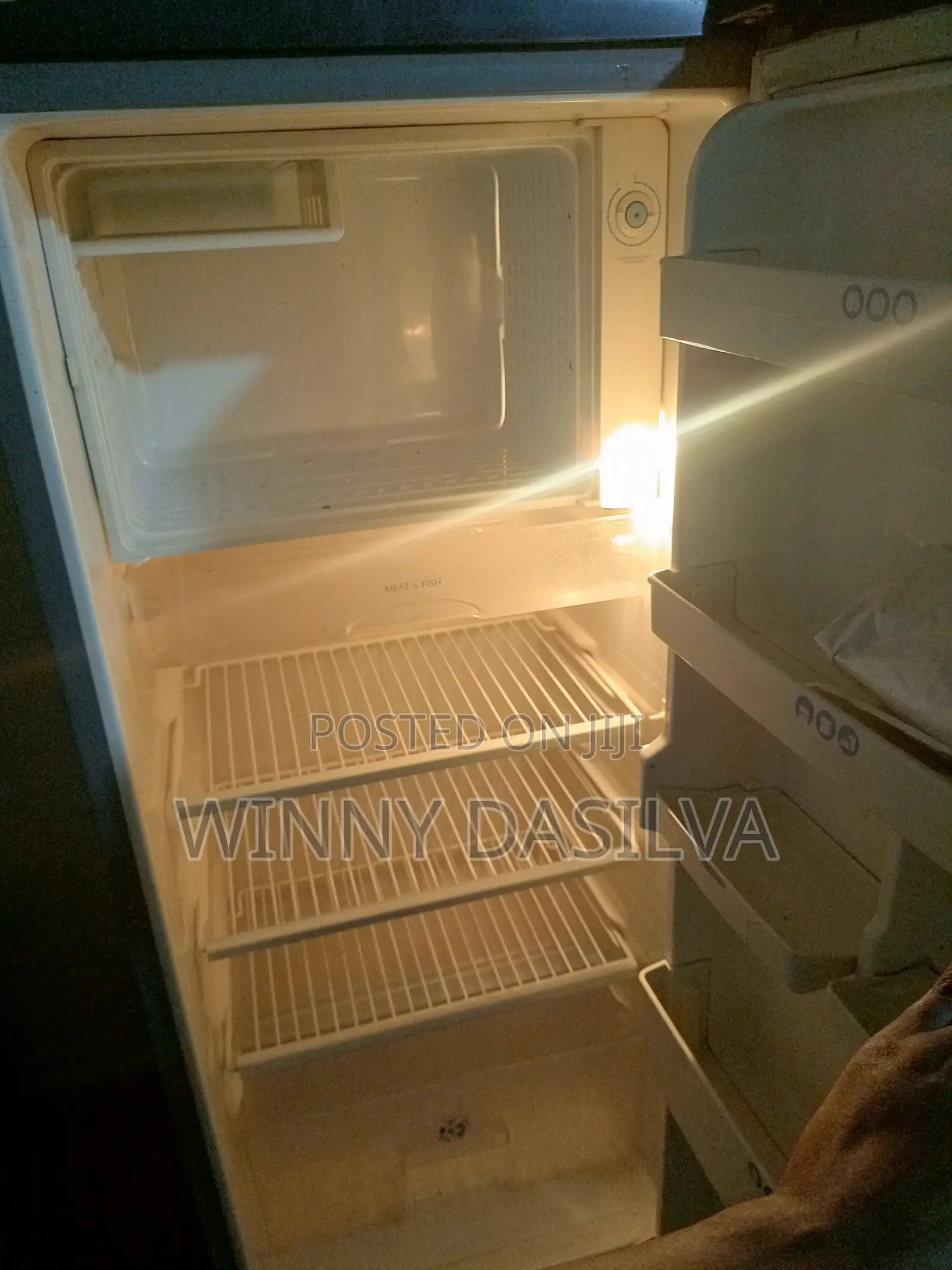 Refrigerator