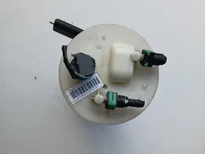 Fuelpump Mitsubishi Outlander Diesel 2015