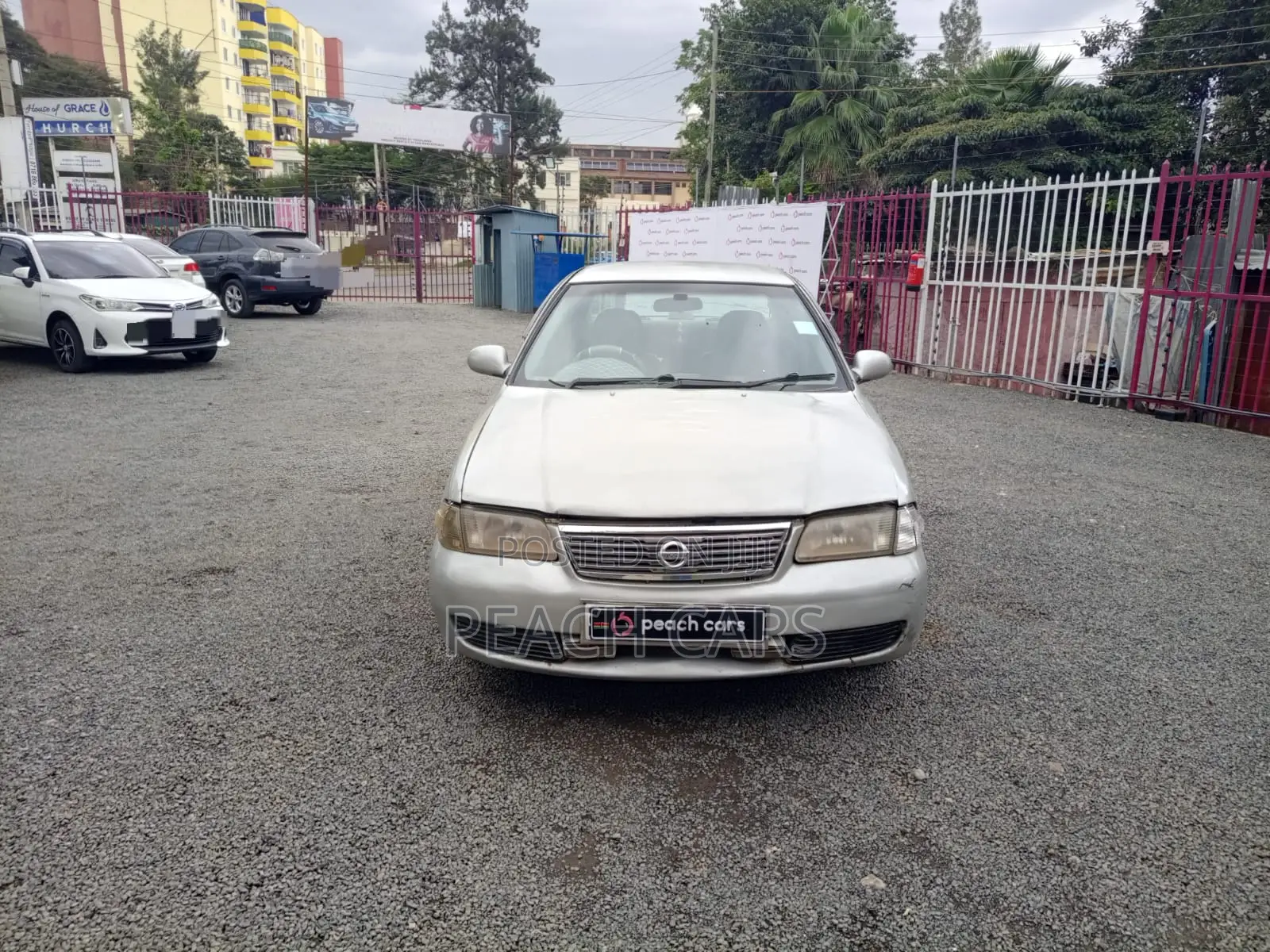 Nissan Sunny 2002 Silver