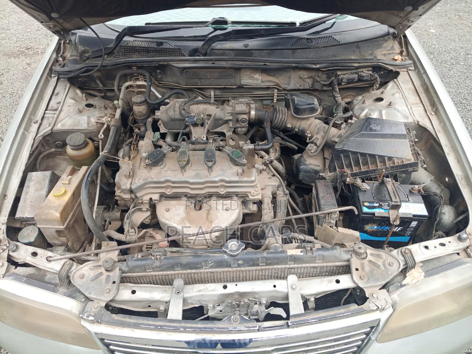Nissan Sunny 2002 Silver