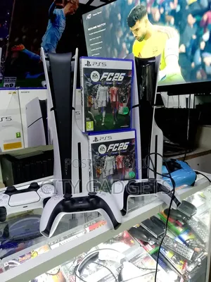 Ps5 Slim, Two Controllers and Fc 26.