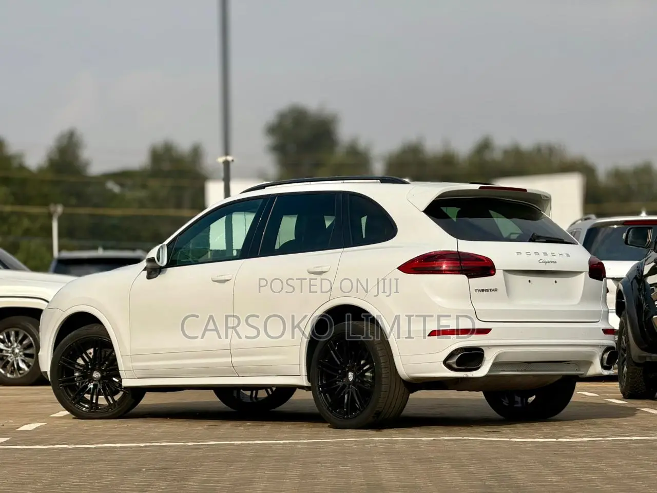 Porsche Cayenne Diesel AWD 2016 White