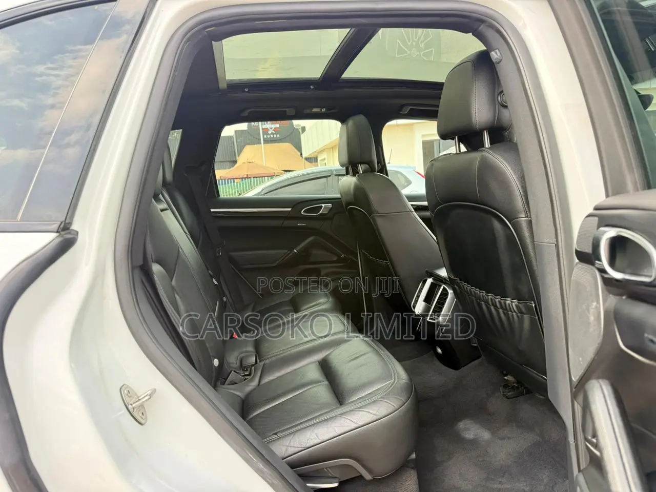Porsche Cayenne Diesel AWD 2016 White