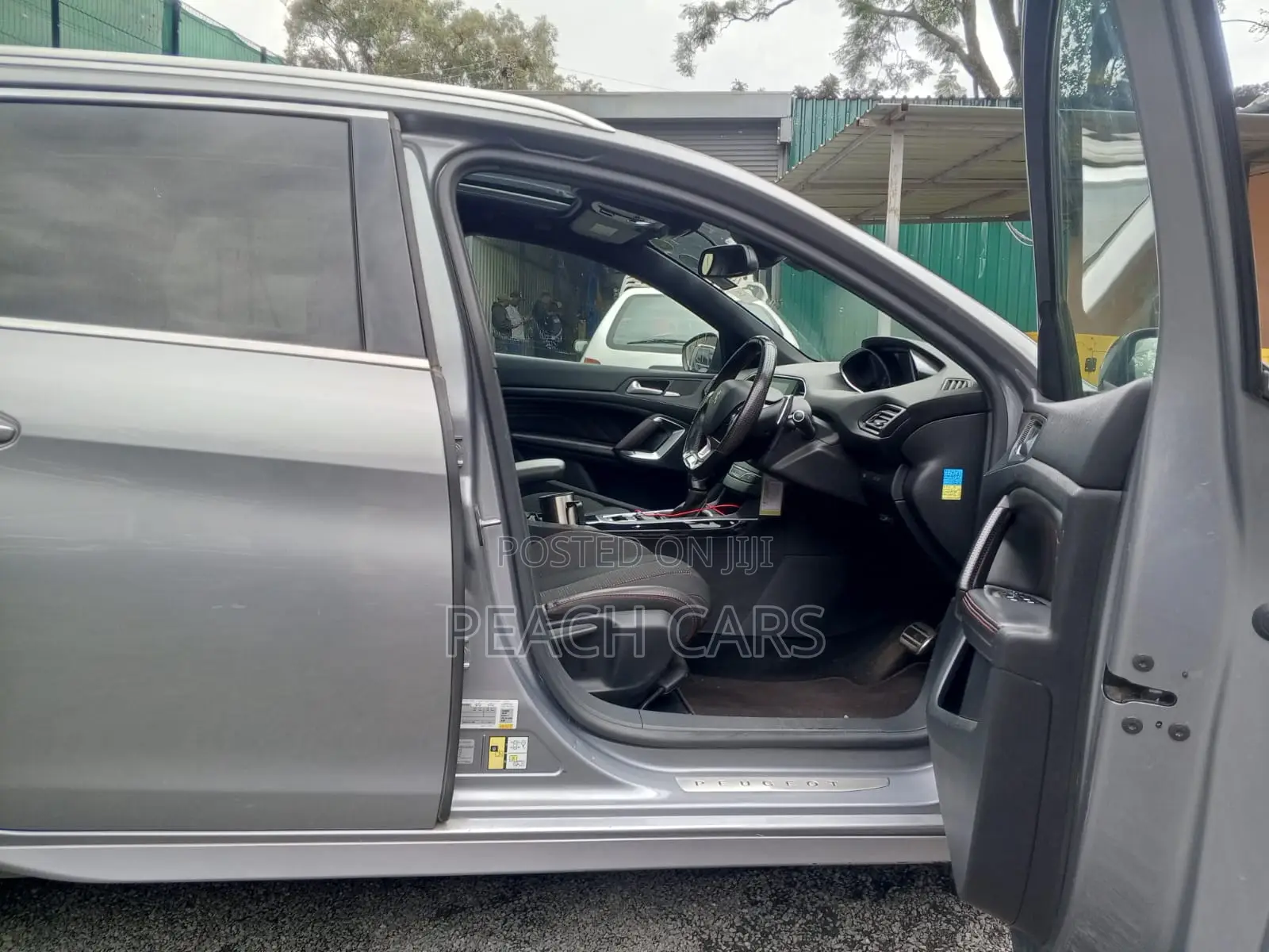 Peugeot 308 2017 Gray