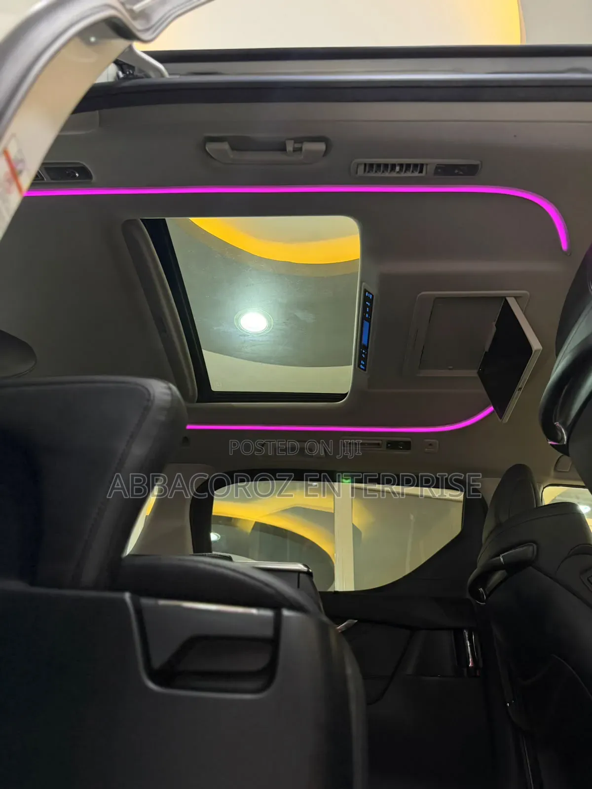 Toyota Vellfire 2019 White