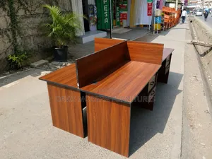 Office Workstation With Privacy Partitions