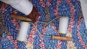 Honey Extractor Uncapping Needle Roller