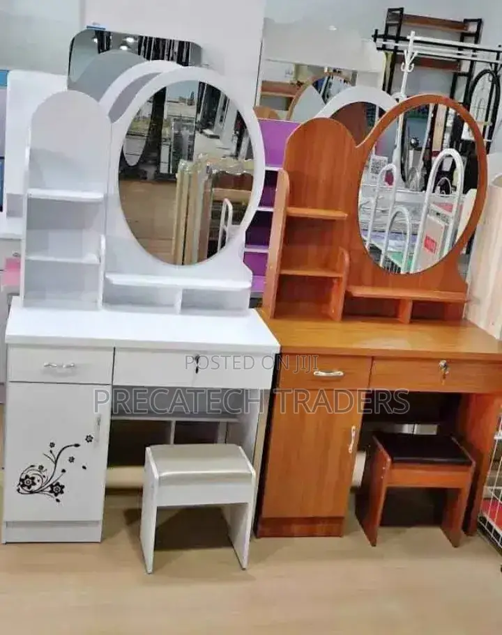 Modern Dressing Table With Mirror Stool
