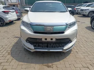 Toyota Harrier 2019 White