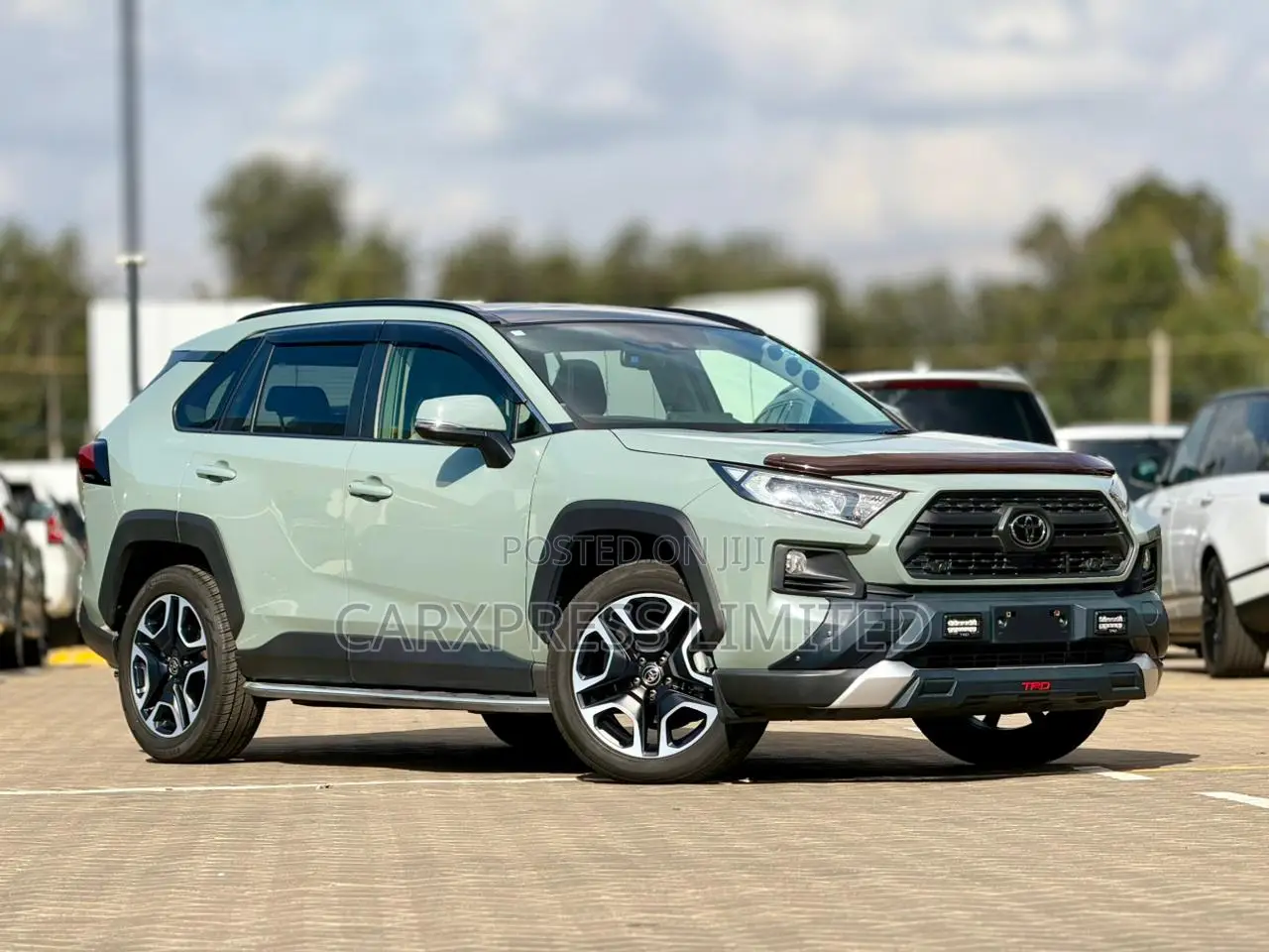 Toyota RAV4 Adventure AWD 2020 Green