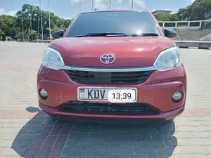 Toyota Passo 2019 Maroon