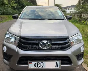Toyota Hilux 2018 Silver