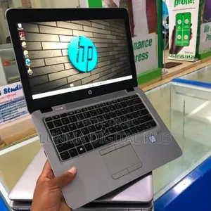 Laptop HP EliteBook 820 G4 8GB Intel Core i7 SSD 256GB
