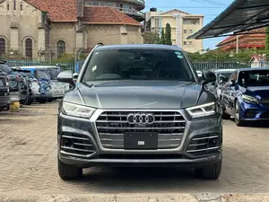 Audi Q5 2.0T Premium AWD quattro 2019 Gray